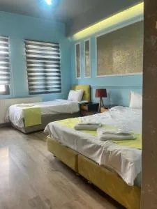 CİHANGİR ARYA BOUTİQUE - Taksim