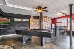 Just Like Home #8:OKC Pool, Billiards, Hot tub