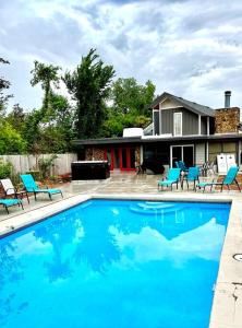 Just Like Home #8:OKC Pool, Billiards, Hot tub