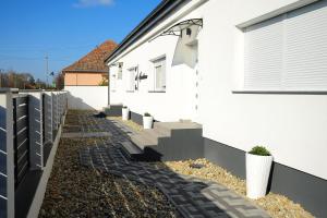 M Art Inn Apartman