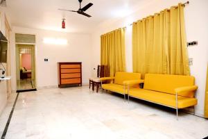 Krishna Home-stays