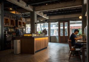 Ombra House No. 21-24