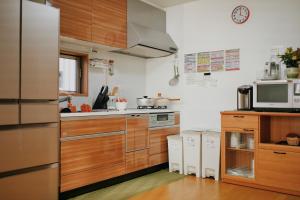 雅蘭の屋临近难波道顿堀独栋别墅3卫2浴停车免费8人宽敞空间日本制产品今宫站步行3分钟直达梅田机场奈良环影城橘子街