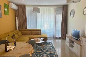 “Golf and Sun” Family Villa