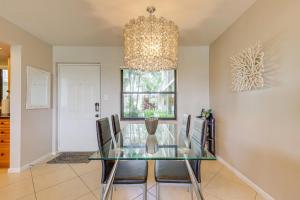 Bonita Springs Escape with Community Pool and Hot Tub!