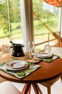 Chalés São João - a 500m da Cachoeira de Bom Jardim - com piscina