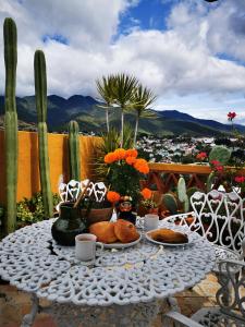 Casa Donaji Guest House