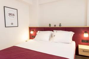 The Red Bee Apartment