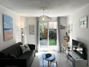 Appartement 4 étoiles avec jardin clôturé et piscine dans la résidence - Narbonne Plage