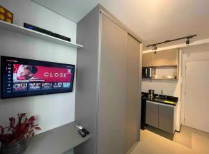 Studio ao lado do Shopping Frei Caneca e pertinho da Av Paulista