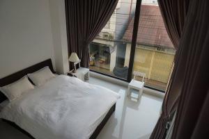 Phòng giường đôi có ban công (Double Room with Balcony)