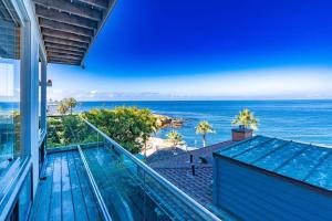 Oceanfront Studio in Heart of La Jolla Cove