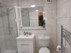 Spacious Elegant 2-BR Apartment in Aberdeen City Centre