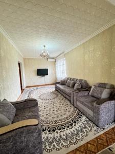 46 Самый центр Идеально для командированных и туристов Чисто оснащенно исправно уютно вместительно - 4hvězdičkové hotely ve městě Šymkent