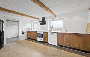 Stunning Home In Ribe With Wi-Fi