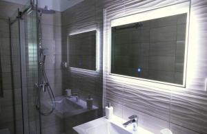 Apartments by the sea Barbat, Rab - 22754