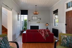 Queensberry Hill View- luxury group retreat