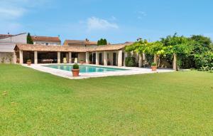 Le Mazet Destelan Et Son Anne