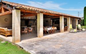 Le Mazet Destelan Et Son Anne