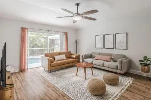 11 Mins to Beach - 3BR w Private Pool + Grill - West Vero Corridor