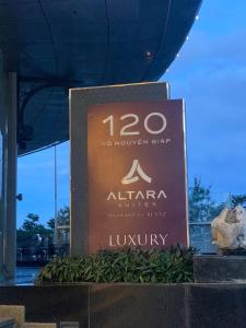 Căn hộ view biển 2 phòng ngủ tại Altara Suites