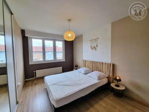 Maisons de vacances Gite spacieux a 700m de la plage avec jardin, terrasses et garage - Malo-les-Bains, Dunkerque - FR-1-510-212 : photos des chambres