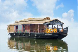 St. Mary Houseboat