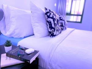 Tropicalidays Sunset Palm