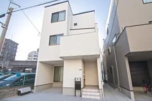 -旅タイム・岸里夏也 - 岸里玉出駅 大型車駐車場あり - Miyake