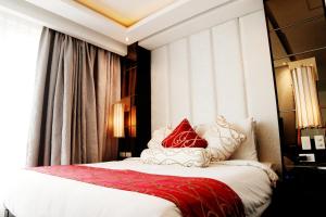 The Penthouse Hotel and Residences