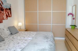 Angelmoon modern & sea views