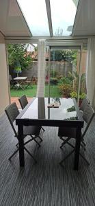 Le paradis face au marché