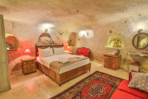Superior Double Room room in Bedrock Cave Hotel