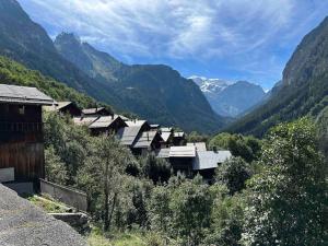 Maisons de vacances Mountain house with two barns and a garden : photos des chambres