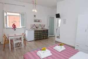 La Corte Della Luce - 乌真托