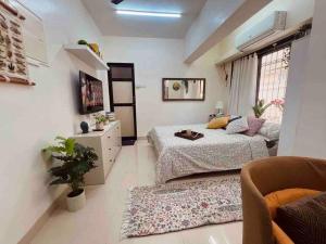 Dawn - A Spacious Modern Studio in Bandra at Almeida Park by Connekt Homes