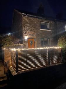 Pretty little cottage in the peaks