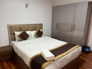 Royal Vista - Guest House