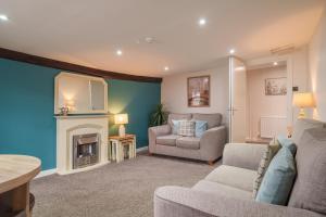 Library View Apartment