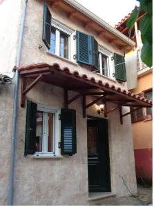 Klimatia Haris Split House - Valaneíon