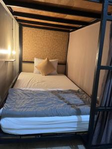 Yasa Backpackers house