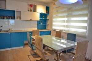 Feel Good Apartments in Center Free Parking