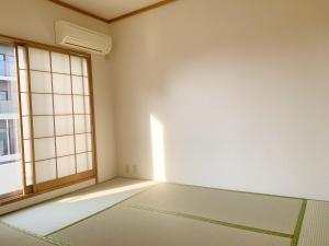 精品新装修60平米2卧室阳光公寓#干湿分离#高速无限制网路#专用电梯直达#3站直达新宿#最大7人#itk501