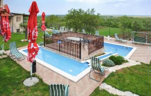 Beautiful Home In Bacva With Kitchen