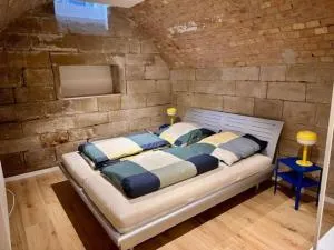 Unique souterrain apartment - Schluchtern