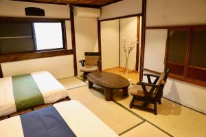 動物園前駅まで徒歩5分通天閣近く道頓堀エリアまで電車3分大阪グルメ旅行に最適！