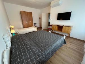 CASA PAOLA Central Stay by the Lake