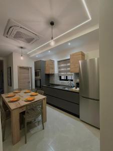 Diamonds country-view apt