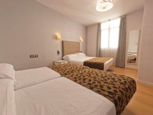 Deluxe Family Room room in Casual Gurea