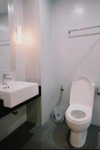 supalai monte II swimming condo